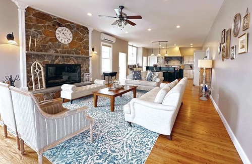 Owls Head House | Estate Coastal Vacation Home