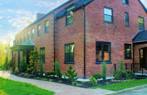 Glen Cove House | Estate Getaway - 28 Northfield Rd