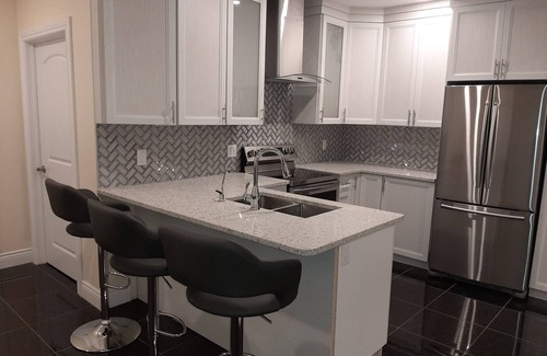 Ottawa Division House | Estate guest house -1br-King