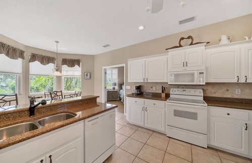 Nokomis House | Estate Home in Nokomis with Private Pool