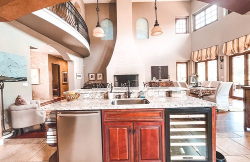 Los Gatos House | Estate property on Lexington Reservoir minutes from downtown, wineries, beaches