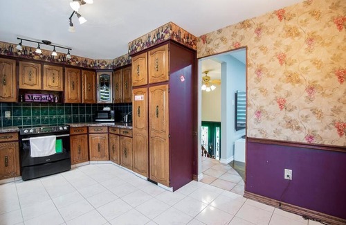 Otonabee-South Monaghan House | Estate ~ Swimming Pool ~ Games ~ Kawartha Lakes