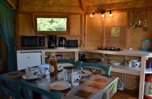 Avesnes-en-Val Cabin | Estate with wooden cabins, close to the sea, mini-farm, games