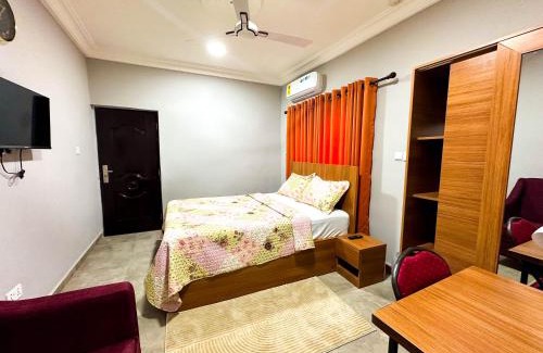 Kwabenyan Hotel | Estben Guesthouse