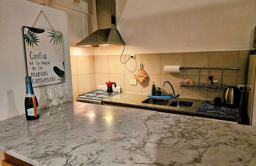 Comuna 7 Apartment | Este es tu hogar lejos de casa un lugar donde la comodidad y el confort se unen.