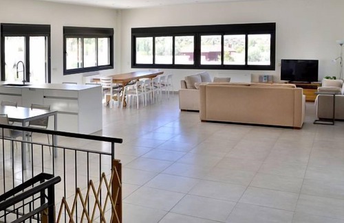 Olias del Rey Cottage | Ester House for 12 people
