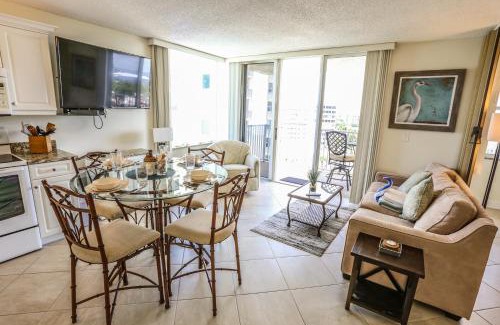 South Island Apartment | Estero Beach and Tennis 806 B