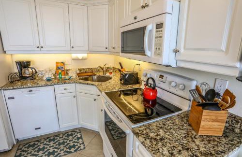 South Island Apartment | Estero Beach and Tennis 806 B