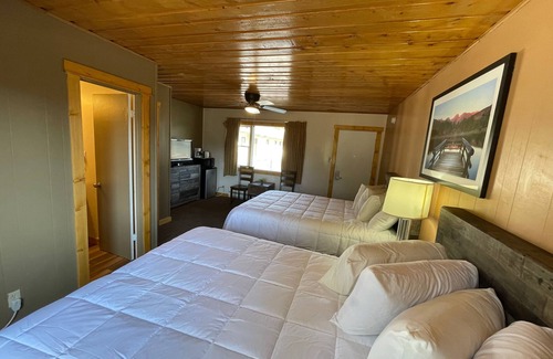 Estes Park Hotel | Estes Mountain Inn