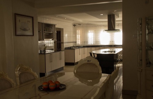 Harare House | Esther and family at Westgate Lodge