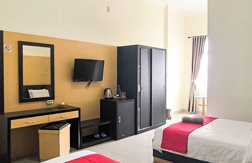 Siborongborong Hotel | Esther Hotel