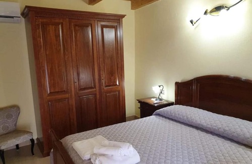 Scano di Montiferro Bed & Breakfast | ESTIA