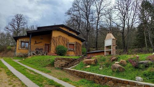 Trefacio Ski Chalet | Estrella del alba