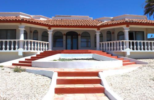 Backus House | Estrella del Mar