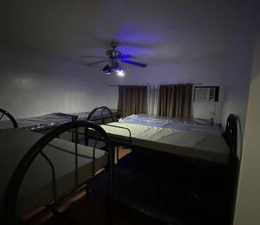 Carmona Hotel | Estrella Rooms & Bunk Beds