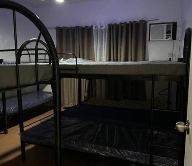 Carmona Hotel | Estrella Rooms & Bunk Beds