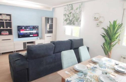 San Lazaro y Otero Apartment | Estrenar! Con PINBALL 8 min ayto 2 habs 150