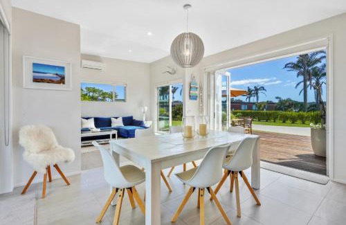 Mangawhai House | Estuary Bliss Getaway