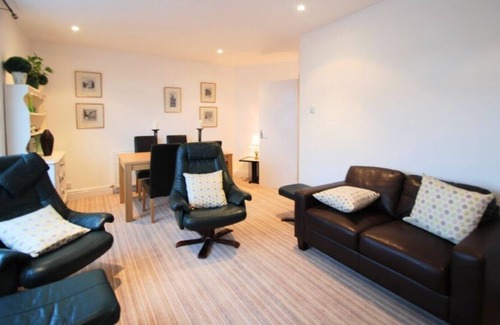 Deganwy Apartment | Estuary View Apartment Deganwy, Conwy