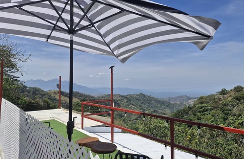 Garabito Apartment | Estudio con Impresionante Vista al Océano Pacífico, Vista de Pájaros e Insectos
