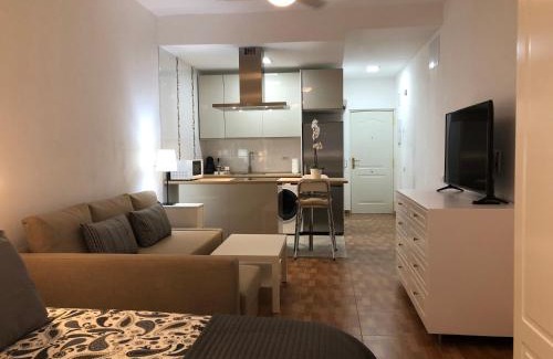 Las Palmas de Gran Canaria Apartment | Estudios Ciudad Jardín