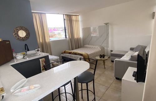 Kennedy Apartment | Estudio Independiente e Intimo en Quito