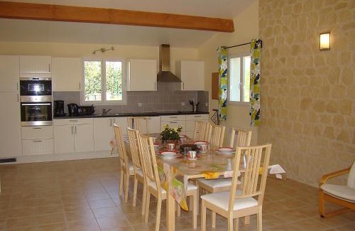 Brossac House | Etang Vallier Resort Brossac