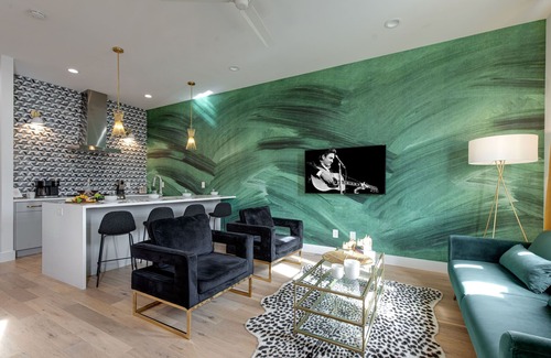 North Nashville House | Eternal Emerald - 2 Homes - Minutes to Broadway