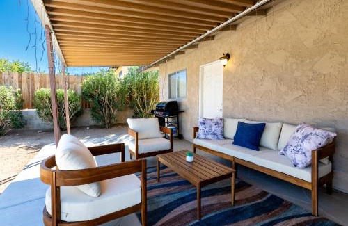 Indian Cove House | Eternity's Edge - Hike to JTNP, Private, Modern