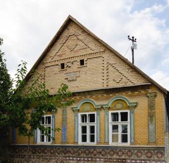 Glozan Bed & Breakfast | Ethno&Coffee House Tulip