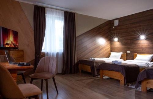 Klavdiyevo-Tarasove Hotel | Ethno Complex Ukrayinske Selo