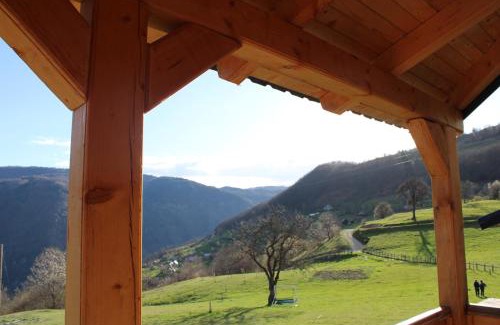 Montenegro Ski Chalet | Ethno house Dušanovi stupovi