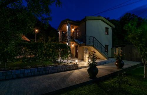 Virpazar Cabin | Ethno Lodge AB
