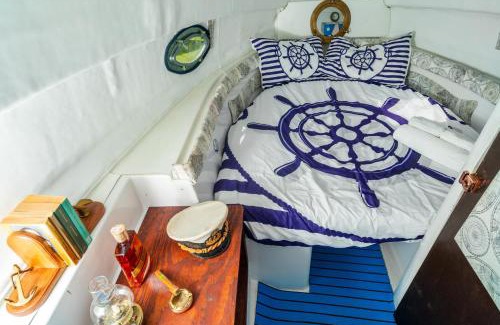 Piedimonte Etneo Boat Rental | Etna's boat house