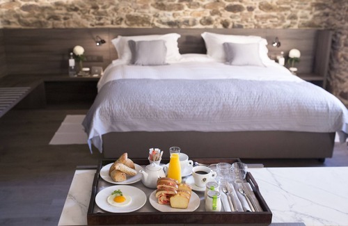 Beyssac Hotel | Etoile de Pompadour
