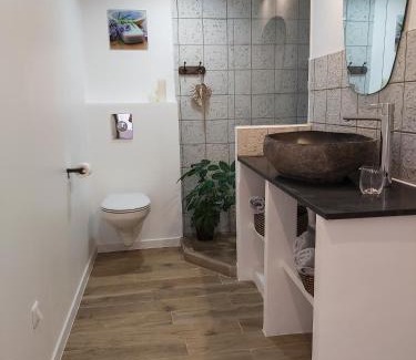 Saint-Cezaire-sur-Siagne Bed & Breakfast | Etoilevacances Chambres d hotes Campagne en Lavande