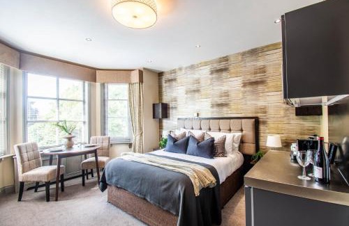 Yeovil Apartment | Eton House - Self Check-In, Ensuite Rooms & Self-Catering Studios