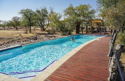 Okaukuejo Cabin | Etosha Oberland Lodge