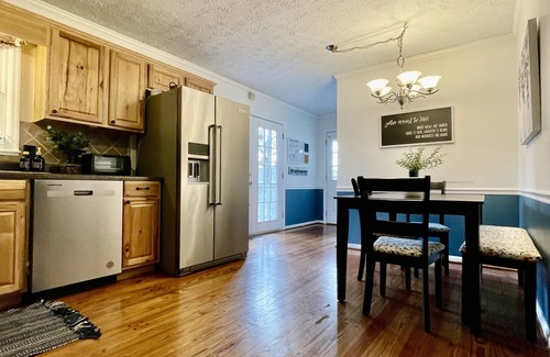 Rome House | Etowah River, Berry College Retreat-3 miles from Broad St.