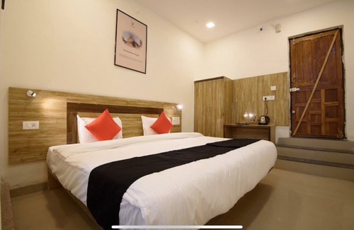 Khuldabad Resort | Etranger Resorts