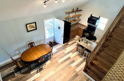 Shorterville House | Eufaula AL Lake Front 2 Houses With Dock Great View Sleeps 10 Comfortably