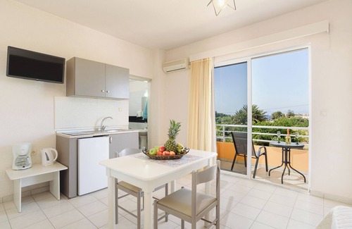 Ialyssos House | Eugenia studios & apartments