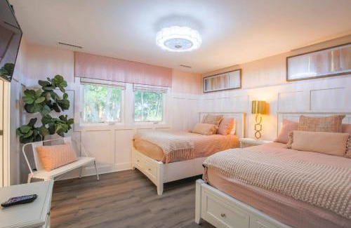 West Beach House | Eugenia