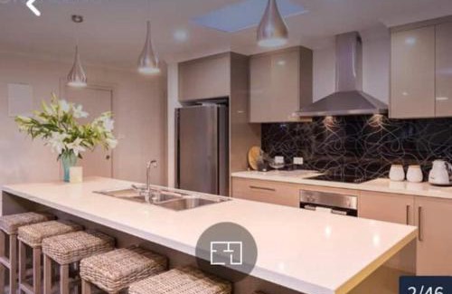 Wynyard House | Euphoria House