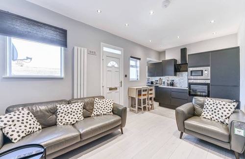 Broad Green Apartment | Euphoria Lodge - Croydon