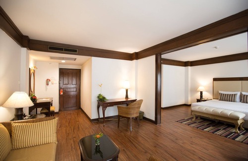 Nong Pa Khrang Hotel | Eurasia Chiang Mai Hotel