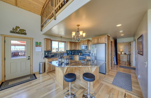 Eureka House | Eureka Vacation Rental w/Outdoor Kitchen & Views!