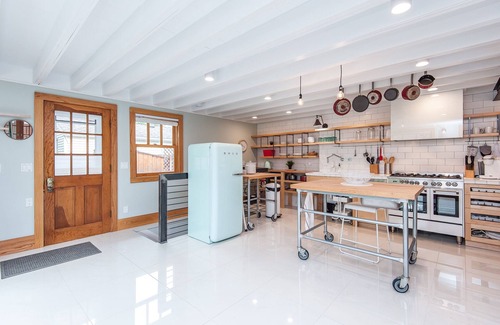 Rochester House | Euro House, Spacious! Near Mayo-Private Home