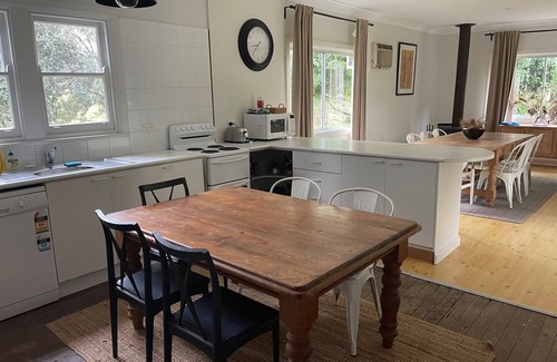 Megalong Valley Cottage | Euroka Cottage Farmstay