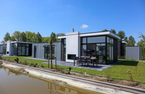 Nieuwvliet Ski Chalet | EuroParcs Bad Meersee